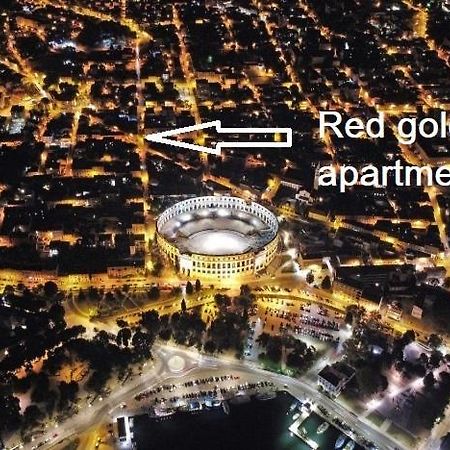 Red Gold Apartment Pula Extérieur photo